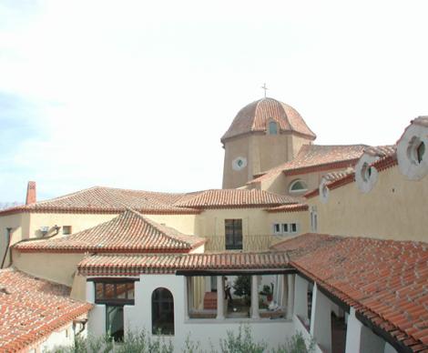 Monastero Carmelitane Scalze Mater Salvatoris Nuoro